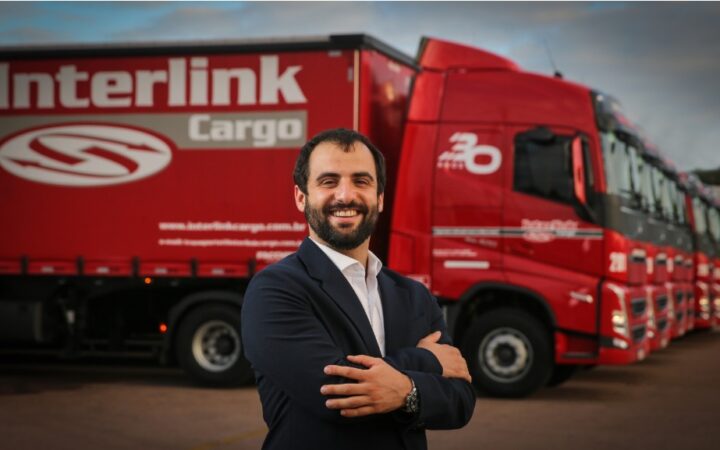 Lucas Vidal Cardoso, da Interlink Cargo, especializada em transporte rodoviário internacional de cargas no Mercosul.